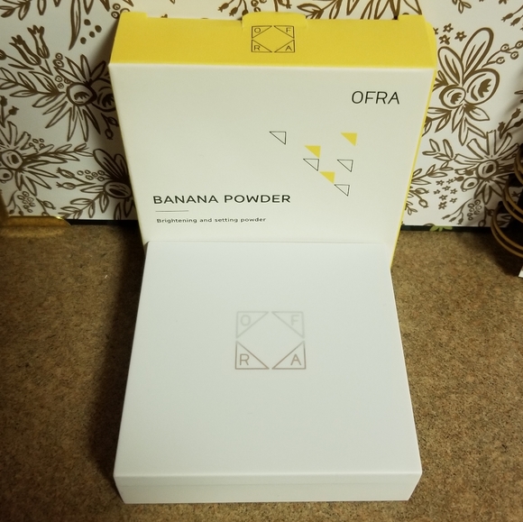 🆕️OFRA Banana Powder - Picture 2 of 8